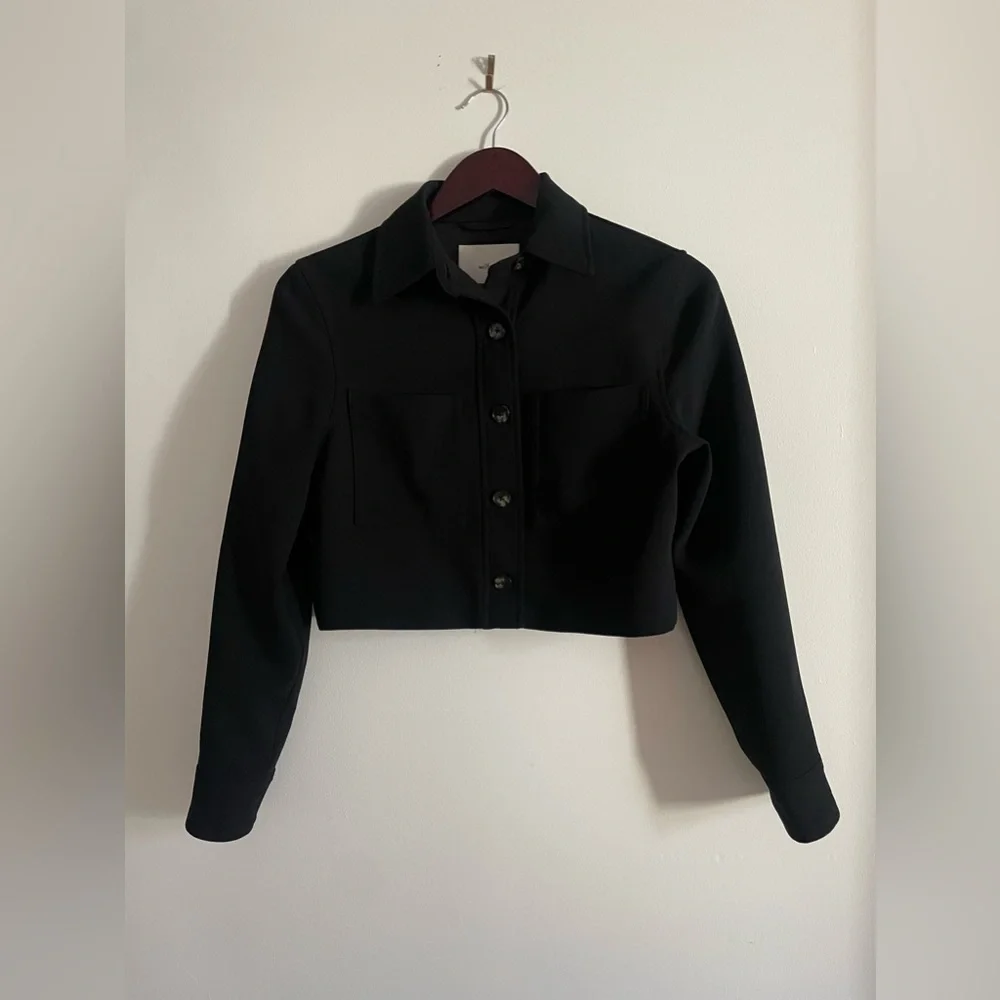 Aritizia Wilfred Little Cropped Jacket in Black Crepe - Picture 2 of 9